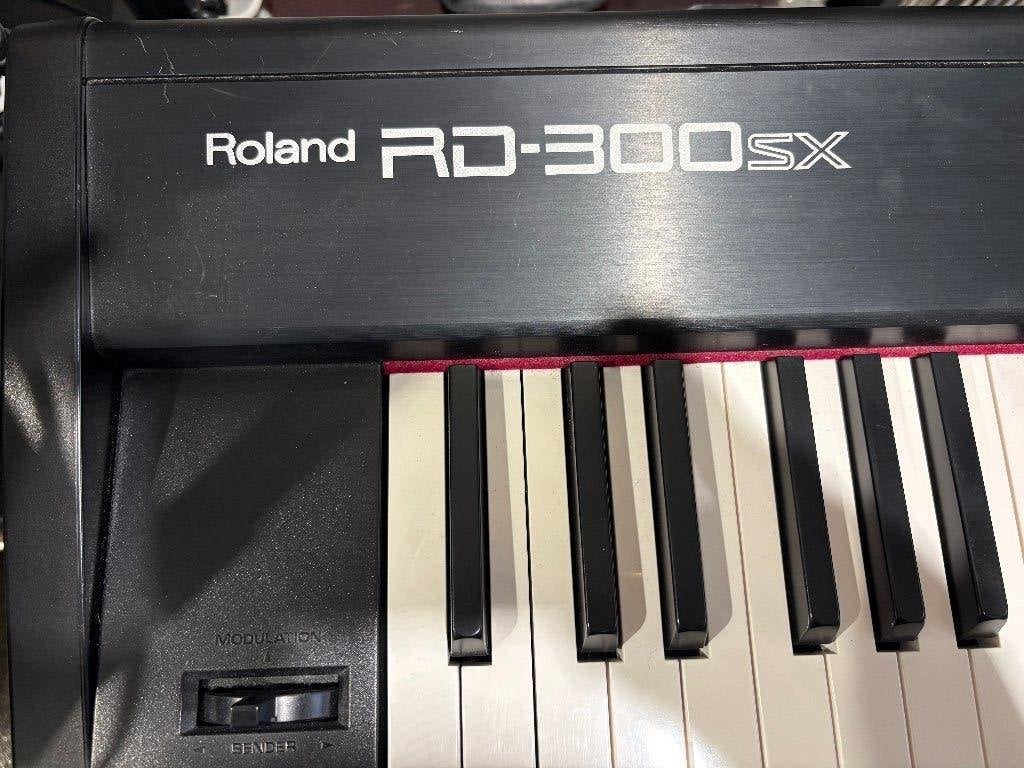 Roland RD300 SX piano, Musique & Instruments, Enlèvement, Comme neuf, Piano, Digital