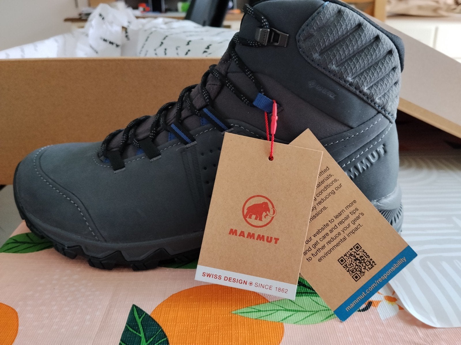 Wandelschoenen Mammut maat 42 nieuw, Kleding | Heren, Schoenen, Zwart, Mammut, Nieuw, Wandelschoenen