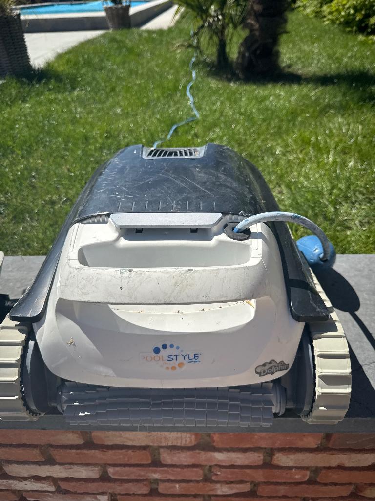 Robot de piscine Dolphin, Enlèvement, Utilisé