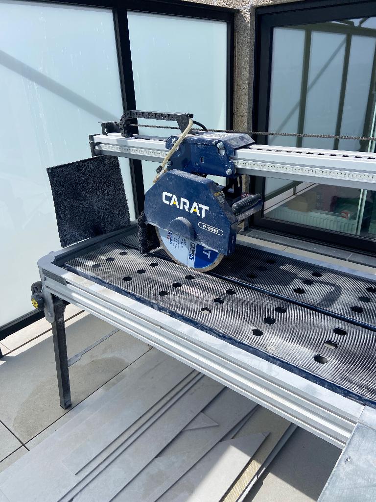 Carat p3515 tegelzaagmachine, Doe-het-zelf en Bouw, Gereedschap | Zaagmachines, Ophalen, Cirkelzaag, Zo goed als nieuw, 1200 watt of meer