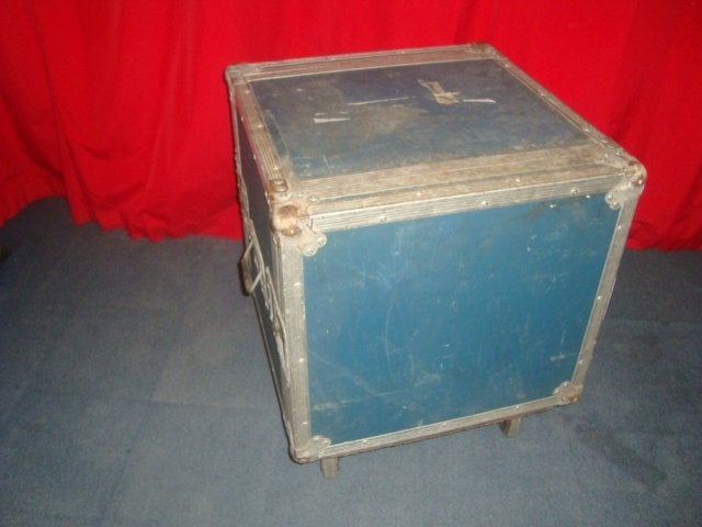 D'occasion : Rackcase 10 HE sur roulettes, 59x51x60, Enlèvement, Utilisé, Flight case