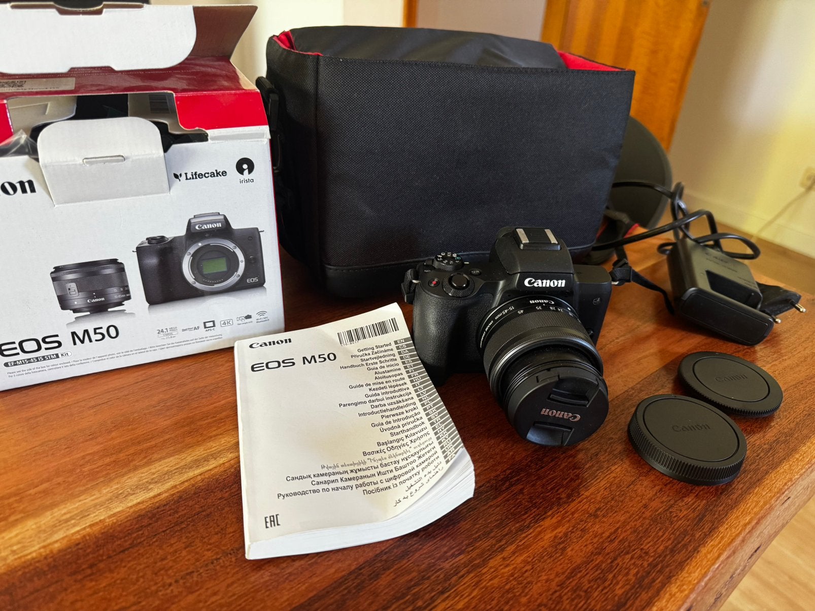 Canon eos m50, TV, Hi-fi & Vidéo, Appareils photo numériques, Enlèvement ou Envoi, Comme neuf, Canon