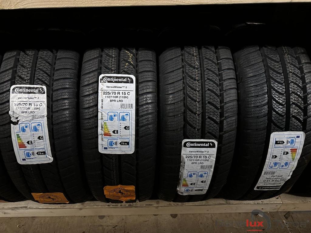 snow 225/70R15c 225/70R15 225/70 R15 R15c 225/70/15 2257015, Auto-onderdelen, Banden en Velgen, Ophalen, Bestelwagen, 15 inch