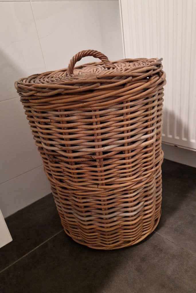Rieten mand/ wasmand, Enlèvement, Panier