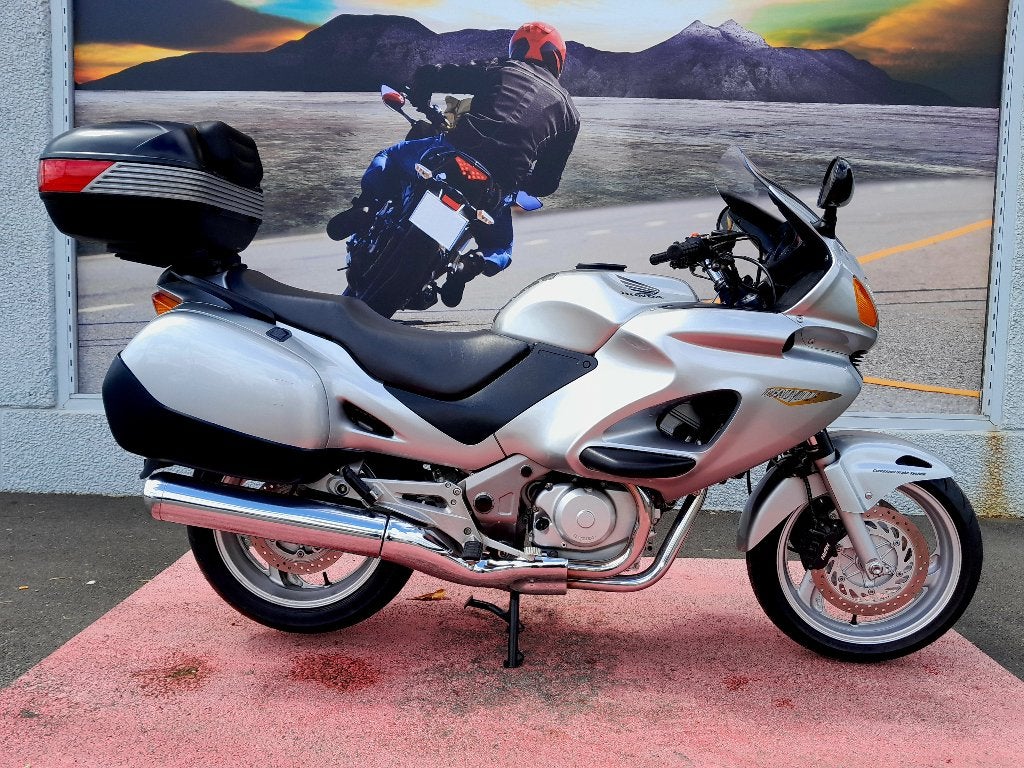 HONDA NT650V DEAUVILLE Garantie 1 ou 2 ans MOTOSD, Motos, Tourisme, Entreprise, Occasion, Plus de 35 kW