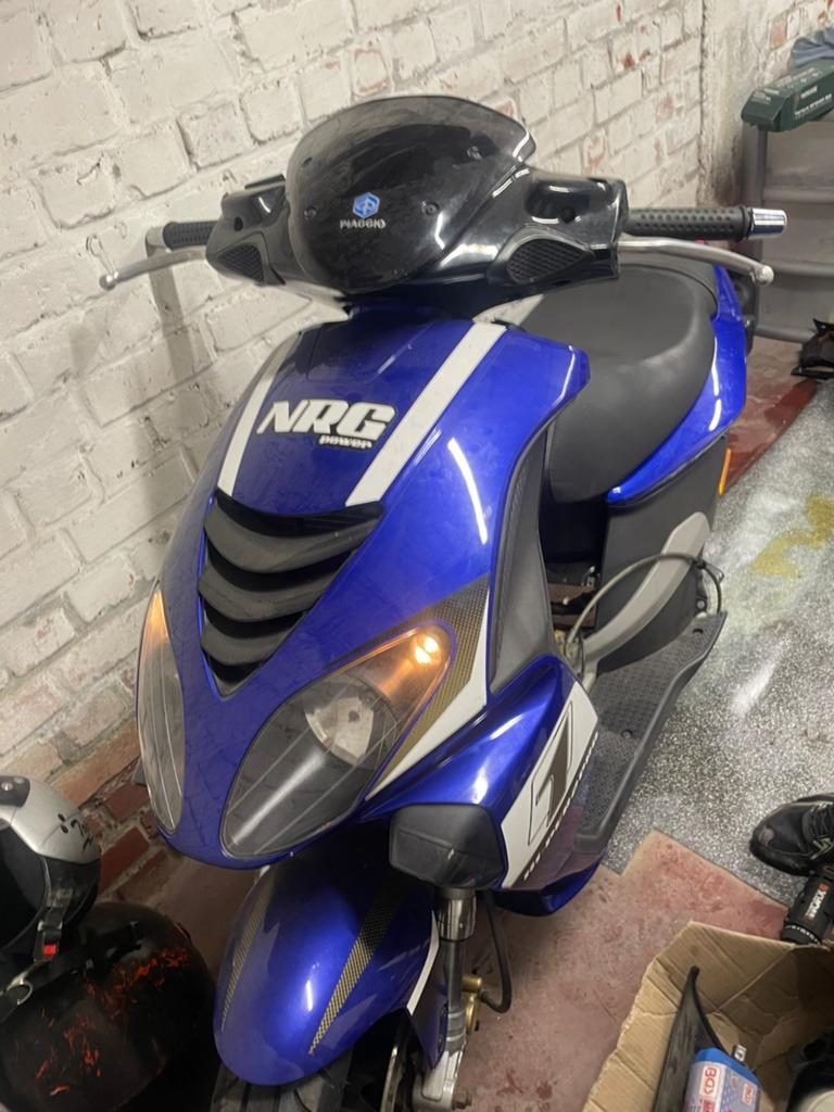 Piaggio nrg LC dubbel disk zonder block, Ophalen, Zo goed als nieuw