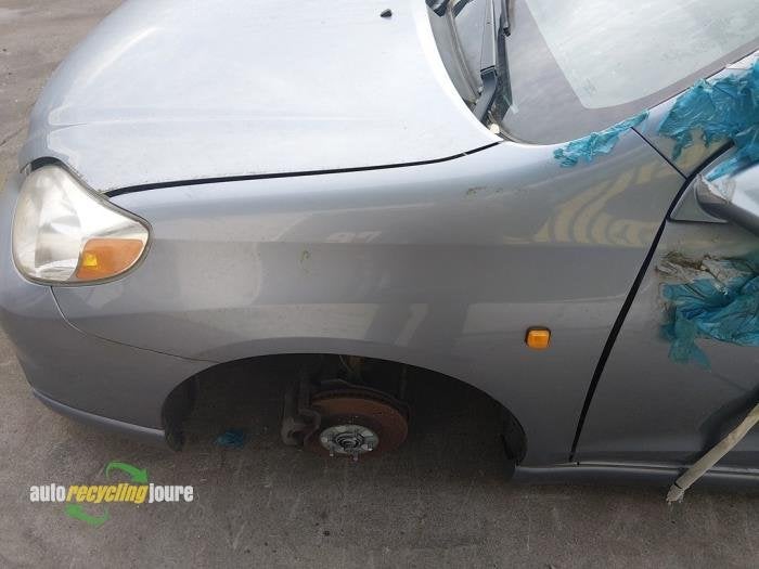 Aile avant gauche d'un Toyota Matrix, Autos : Pièces & Accessoires, -, -, 3 mois de garantie, Utilisé