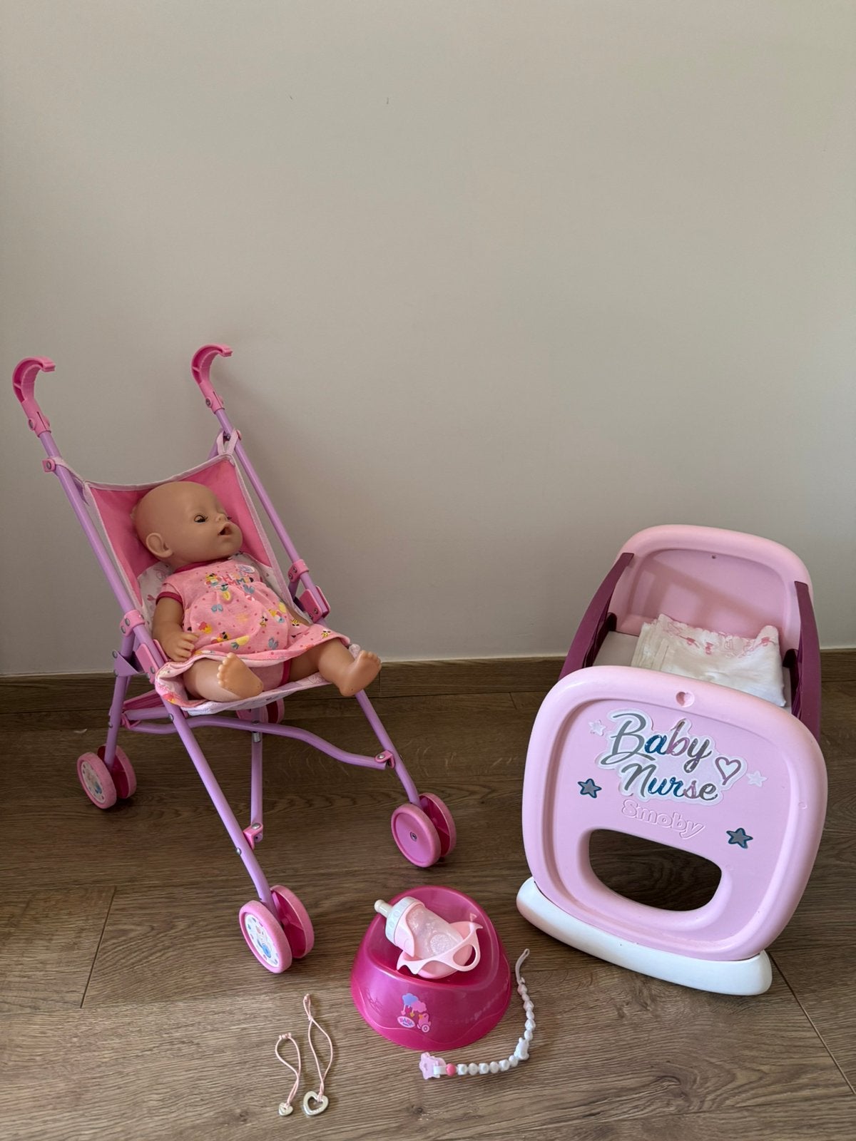 Baby Born pop + accessoires, Kinderen en Baby's, Speelgoed | Poppen, Ophalen, Zo goed als nieuw