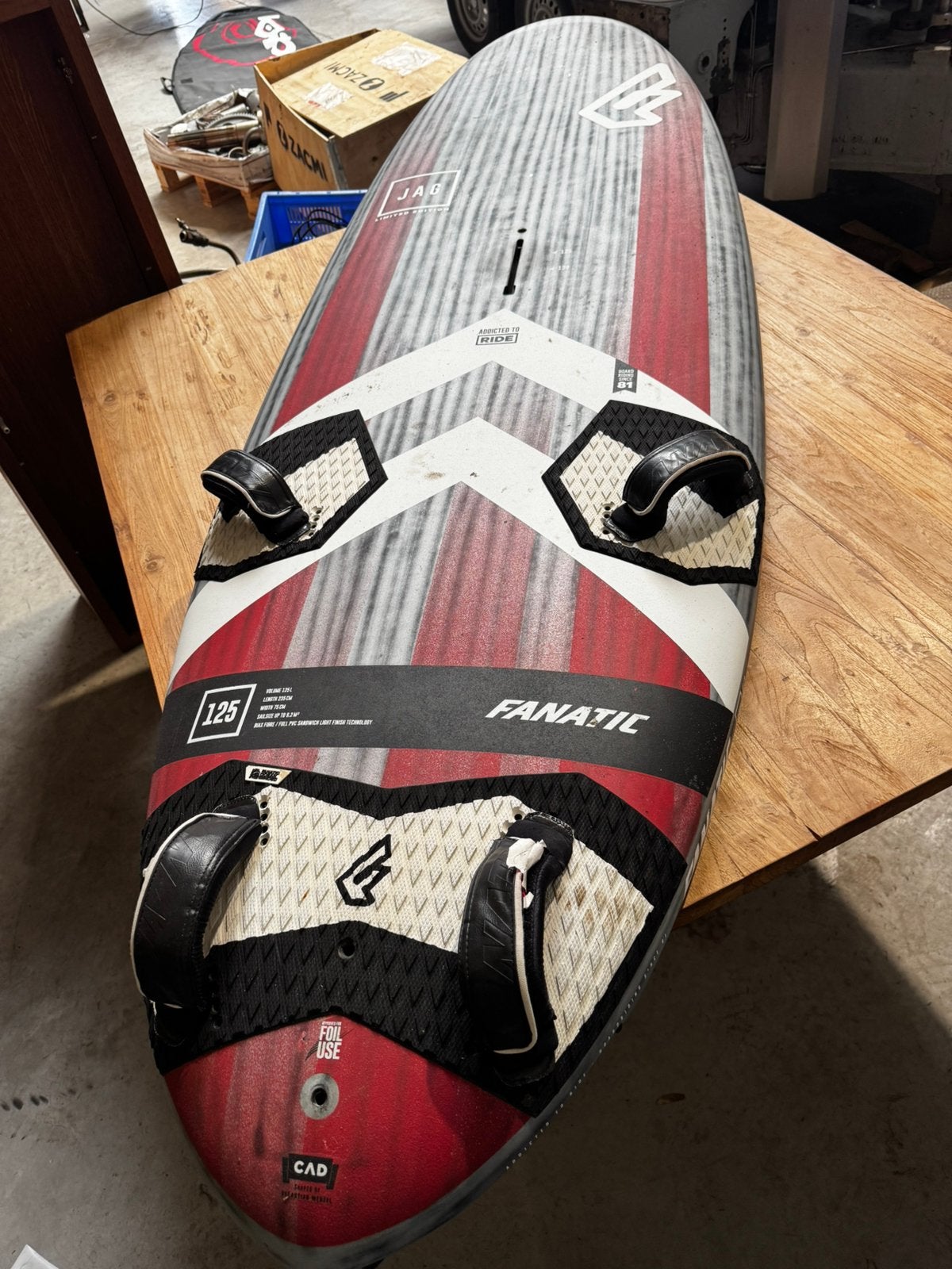 Windsurfplank fanatic jag 125, Sports nautiques & Bateaux, Enlèvement, Comme neuf, Fanatic