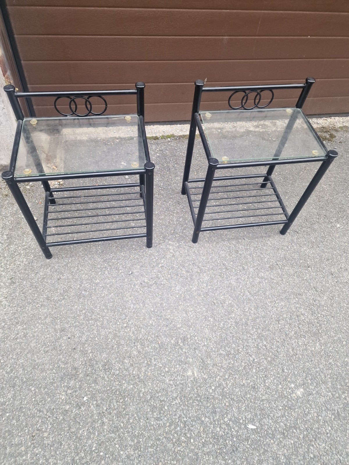 2 table de nuit en fer forgé en bon état, Maison & Meubles, Enlèvement, Utilisé