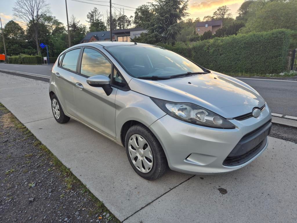 Ford fiesta 1.6tdci 5Portes Airco, Argent ou Gris, Achat, Entreprise, 5 portes