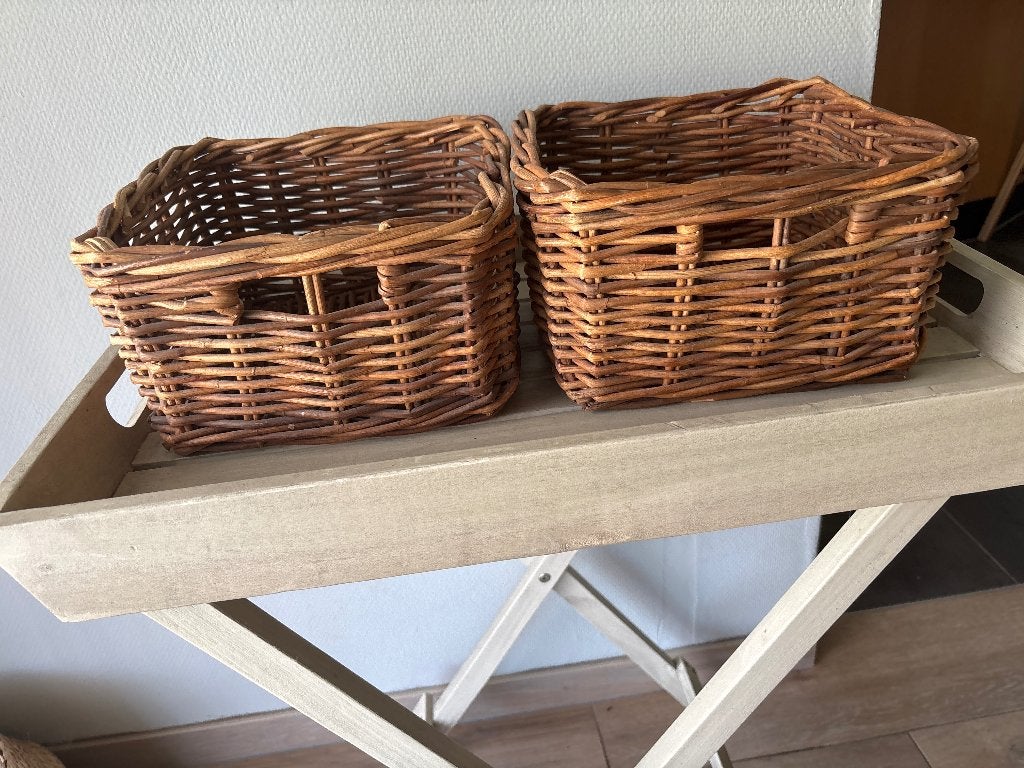 2 rieten mandjes, Ophalen, Zo goed als nieuw, Riet