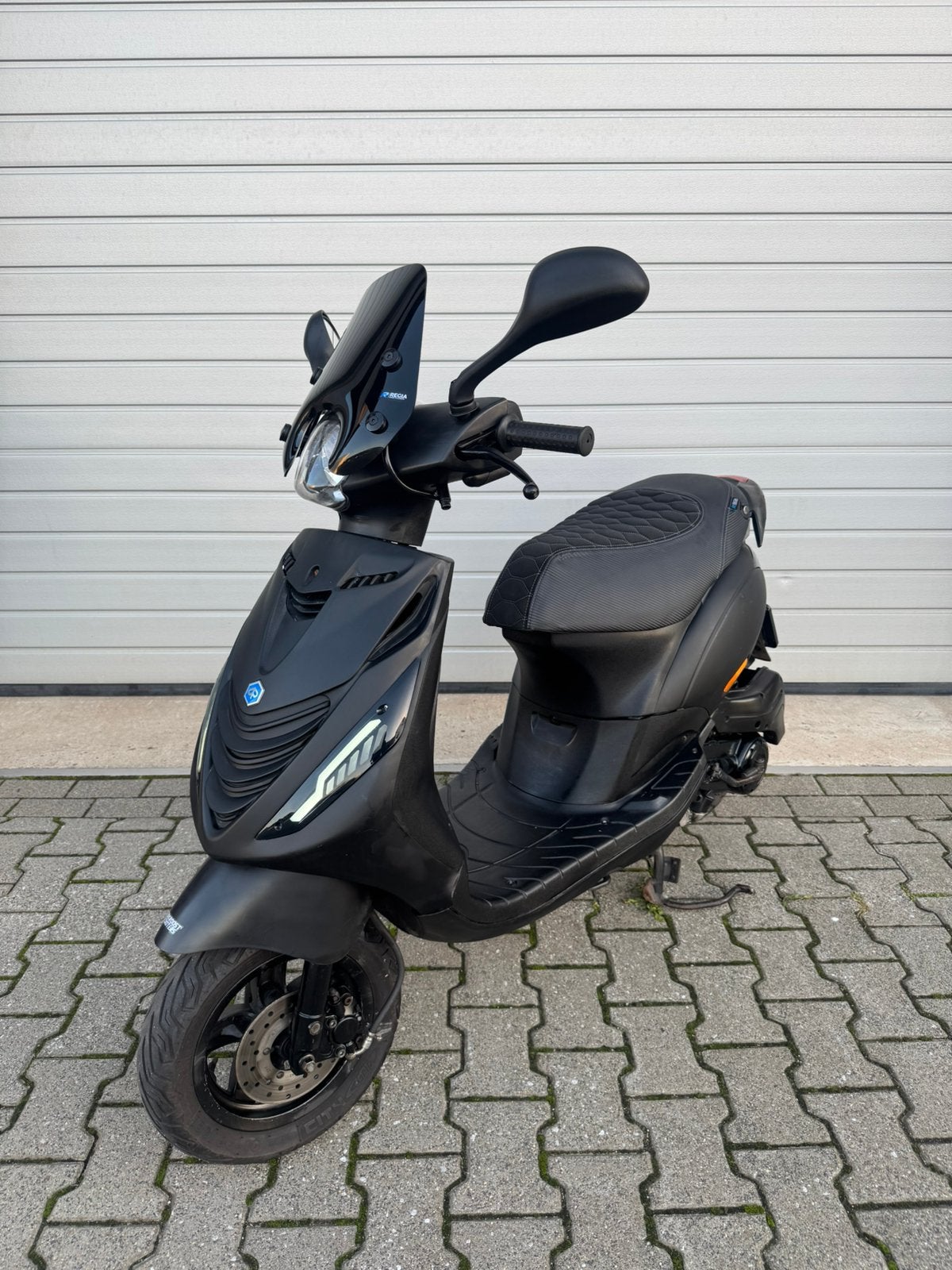 Piaggio Zip B klasse, Ophalen, Zo goed als nieuw