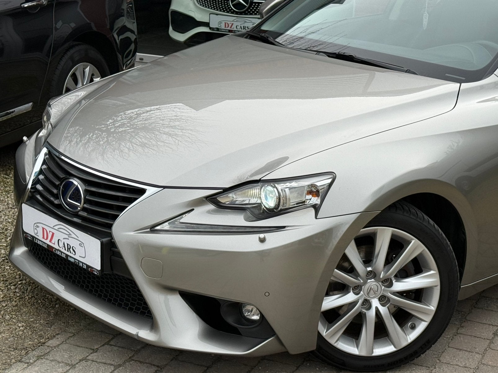 LEXUS IS300H 2.5I 181CH |NAVI | XÉNON | LED | KEY LESS |, Autos, Lexus, Achat, 2500 cm³, Entreprise, 103 g/km