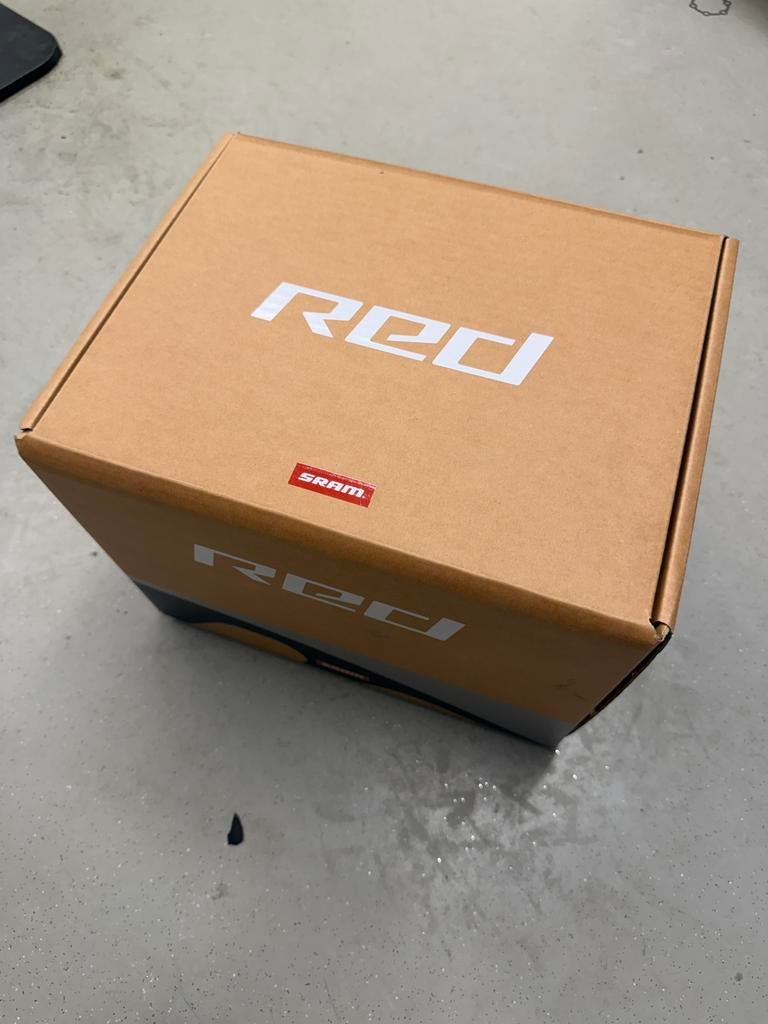 SRAM RED AXS E1 Groepset - Nieuw in doos, Ophalen of Verzenden, Zo goed als nieuw, Derailleur of Ketting