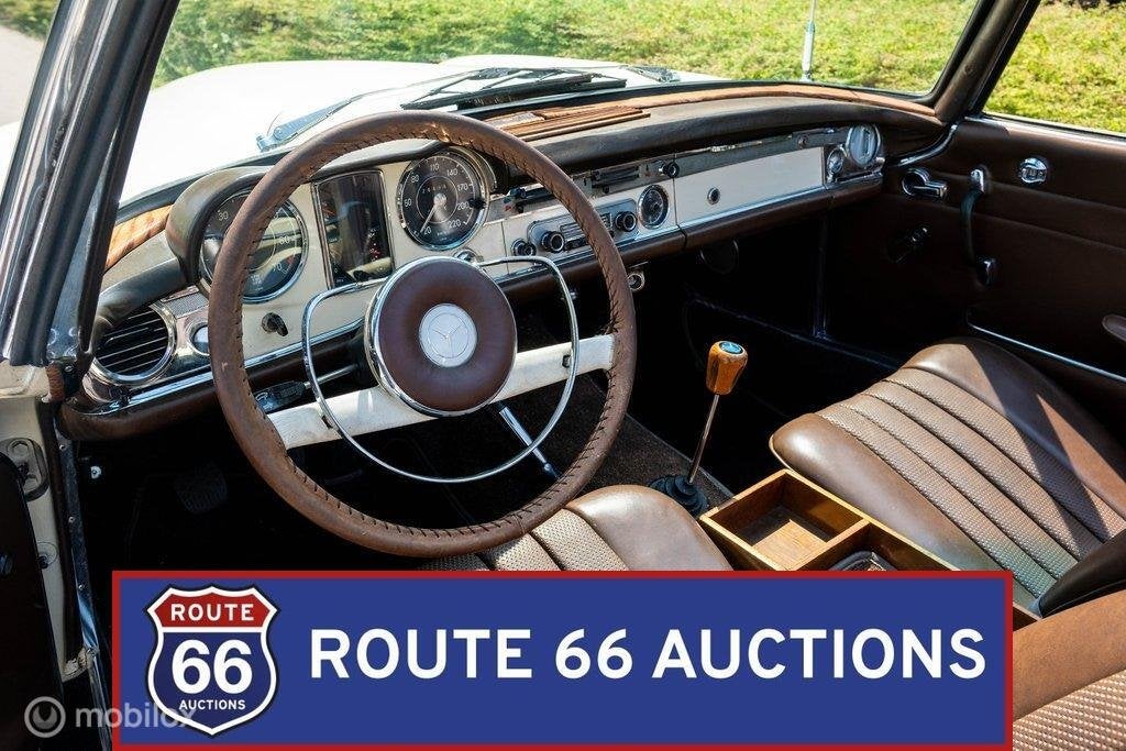 Mercedes-Benz 230 SL Pagode | 1966 | Route 66 Auctions, Autos, Achat, Entreprise, Boîte manuelle, Autre carrosserie
