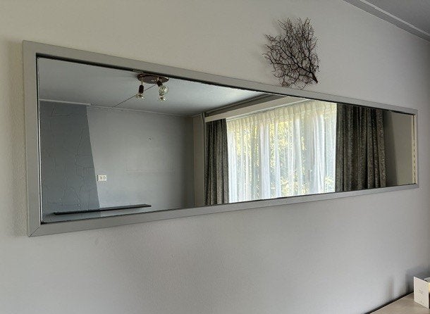 Moderne, langwerpige spiegel, Ophalen, 125 cm of meer, Zo goed als nieuw, Minder dan 100 cm