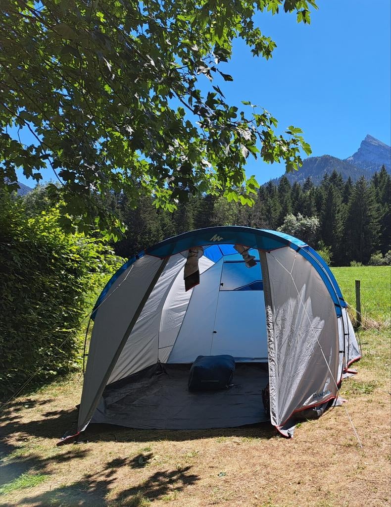 Ensemble de Camping 4 personnes, Caravanes & Camping, Enlèvement, Comme neuf, Jusqu'à 4