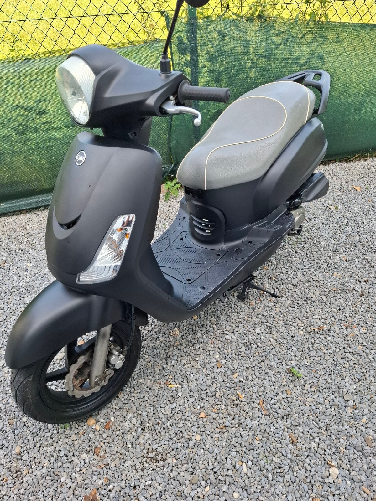 Sym fiddle 2 A KLASSE 25KM/u, Fietsen en Brommers, Ophalen, Fiddle
