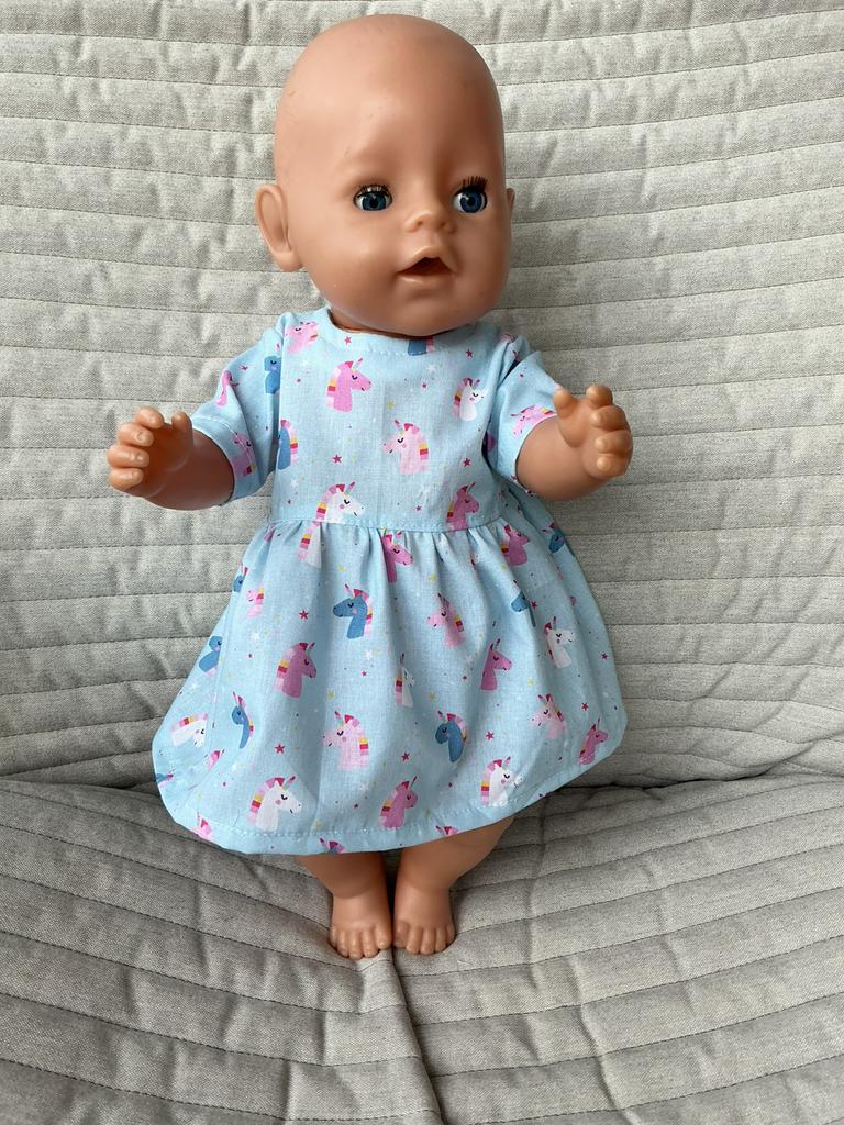 115.babyborn: Nieuw lichtblauw jurkje met unicorns, Ophalen of Verzenden, Nieuw, Babypop