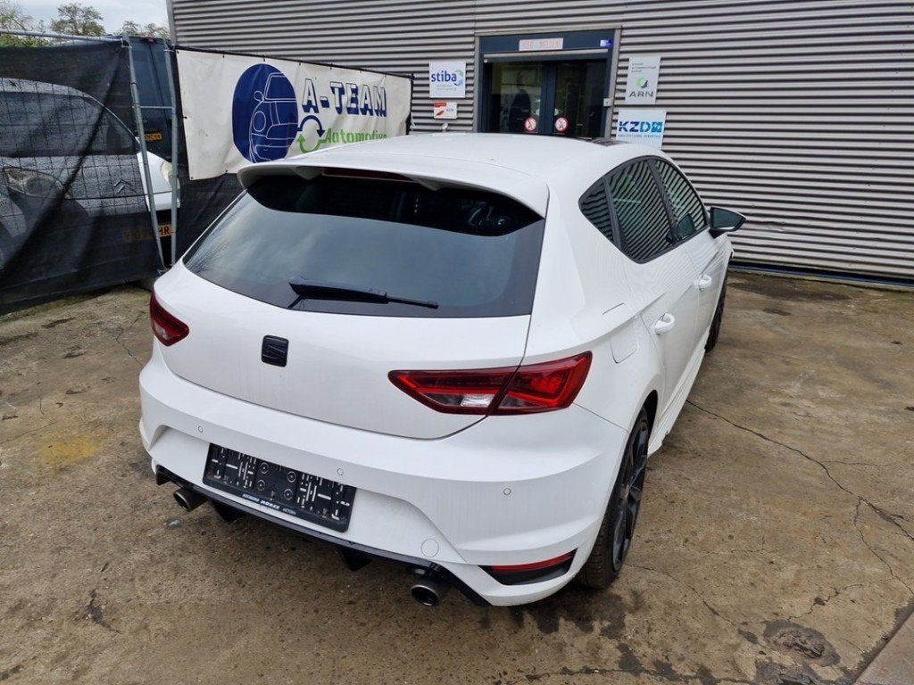 SILENCIEUX ARRIERE (ECHAPPEMENT) Seat Leon ST (5FF), Autos : Pièces & Accessoires, Seat Deutschland GmbH, Service@seat.de, Utilisé