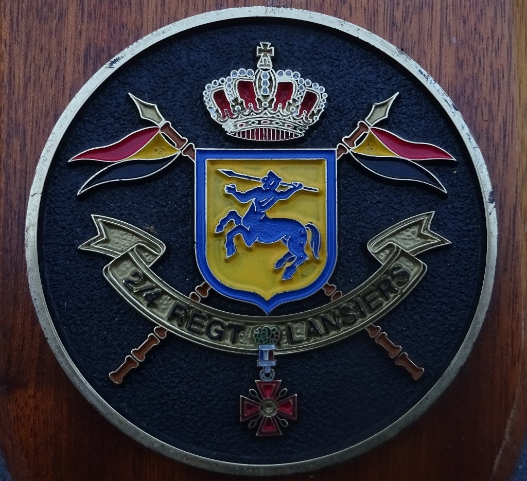 BELGIQUE: ARMEE BELGE - TROUPES BLINDEES - 2/4 L - CREST, Collections, Envoi, Armée de terre, Emblème ou Badge