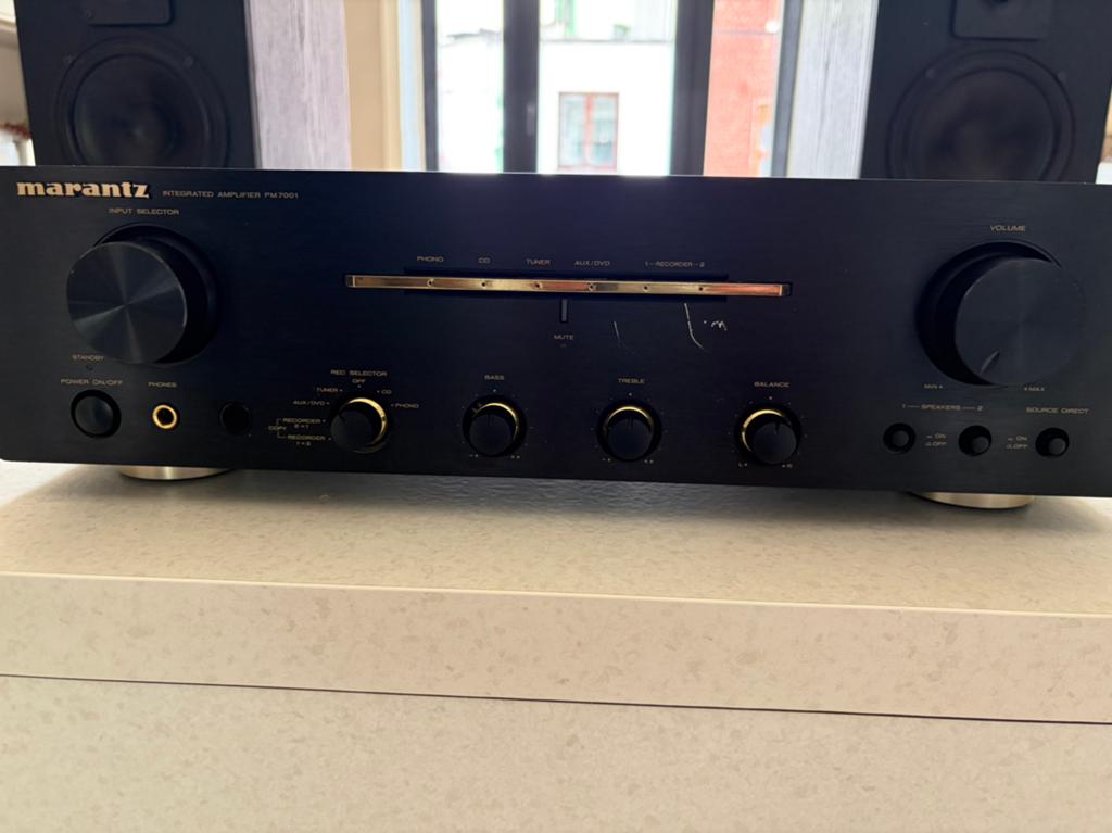 Ampli marantz pm7001 (+ 2 enceintes cabasse optionnel), Enlèvement ou Envoi, Comme neuf, Stéréo, Marantz