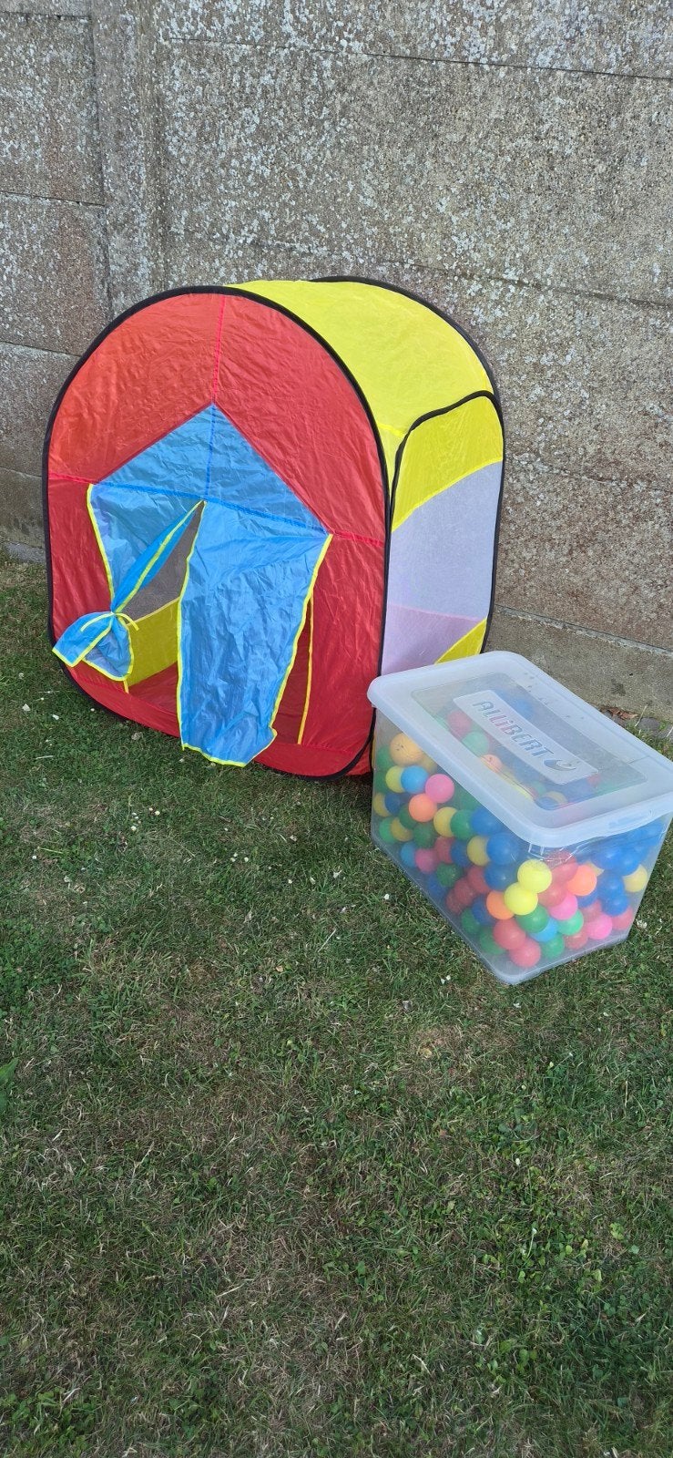 Ballenbadtentje met doos ballen, Enfants & Bébés, Jouets | Tentes de jeu, Enlèvement, Utilisé