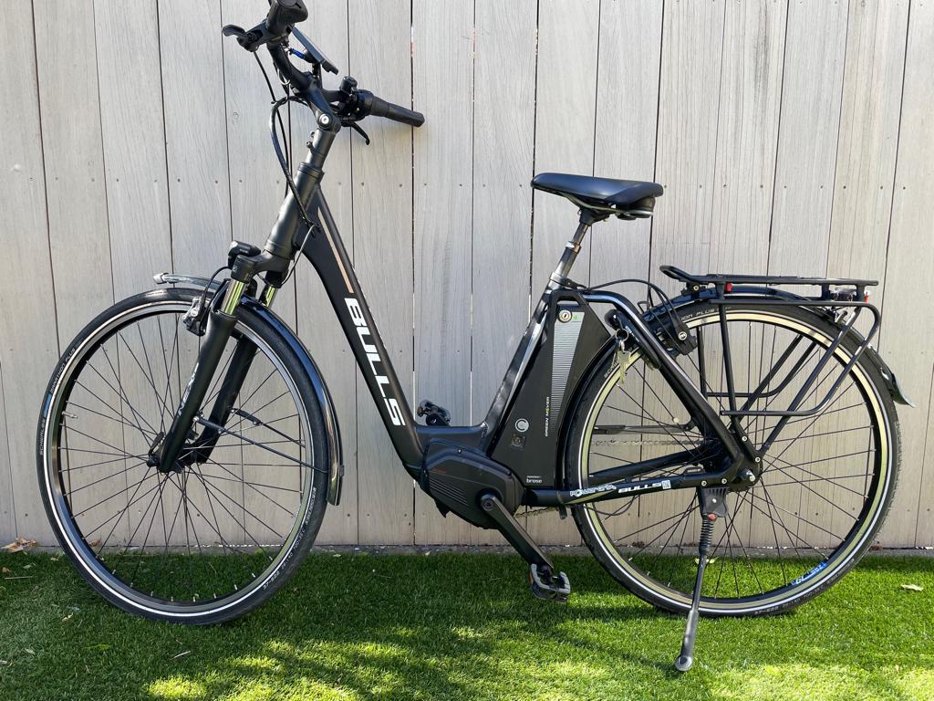 Vélo électrique BULLS LACUBA en très bon état., Autres marques, 47 à 51 cm, 50 km par batterie ou plus, Enlèvement