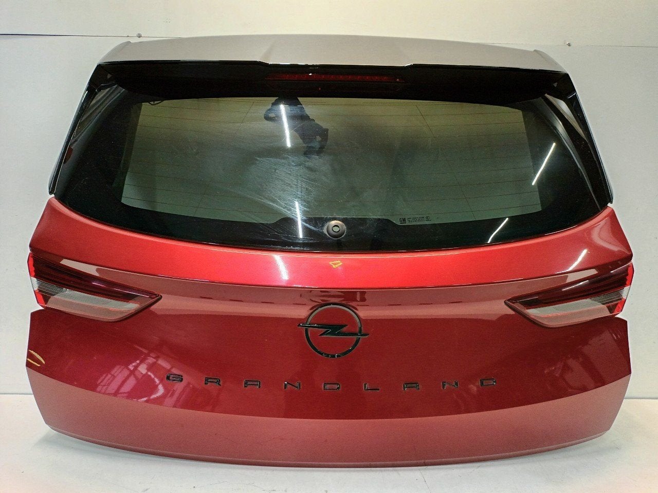 Achterklep Opel Grandland, Onderdelen@venauto.nl, Van der Ven Autorecycling B.V., Gebruikt, Ettenseweg 76, 4706 PB Roosendaal, The Netherlands