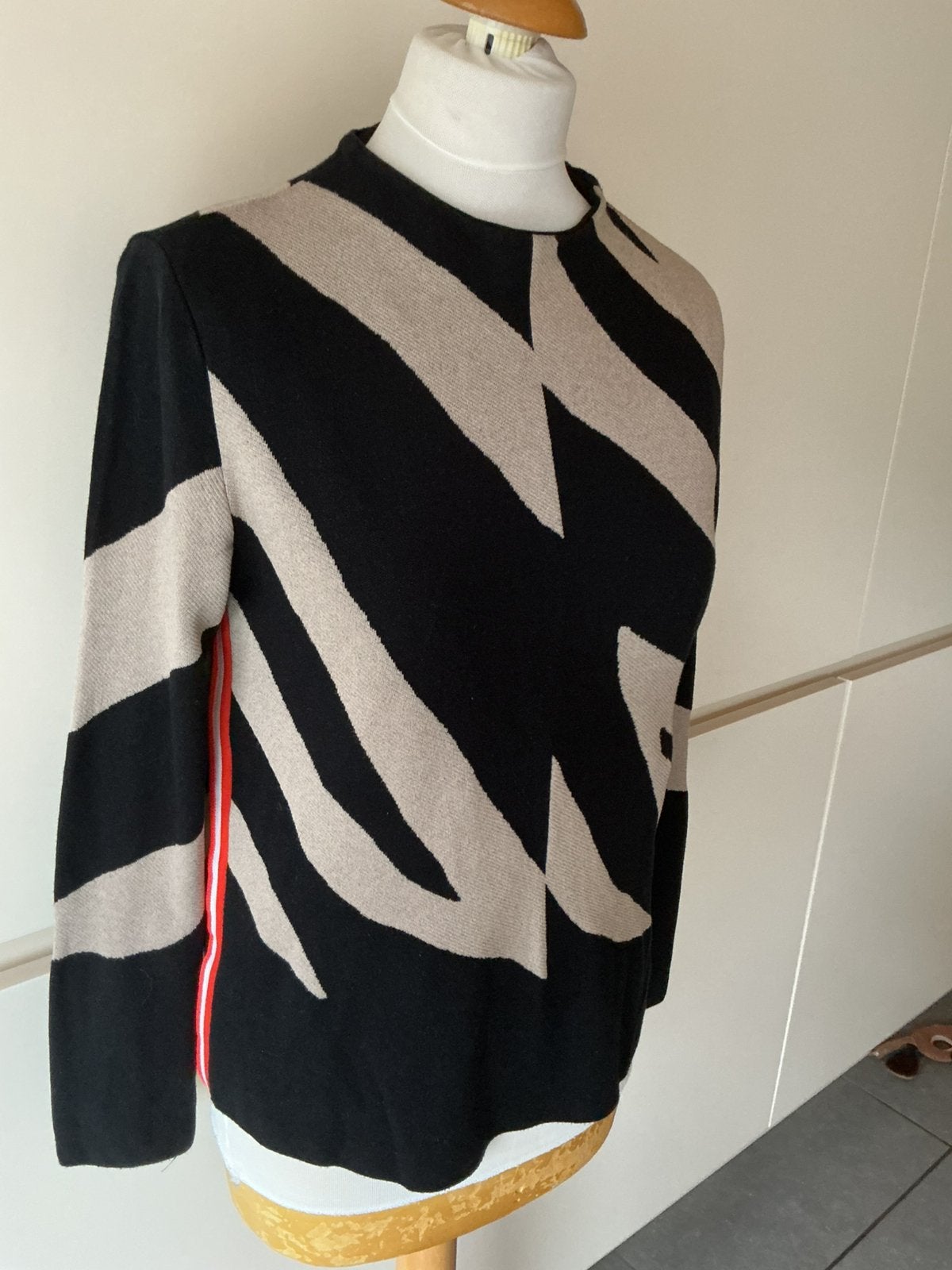 Marccain, Marc Cain truitje maat 3 (36), Kleding | Dames, Ophalen of Verzenden, Zo goed als nieuw, Maat 36 (S), Meerkleurig