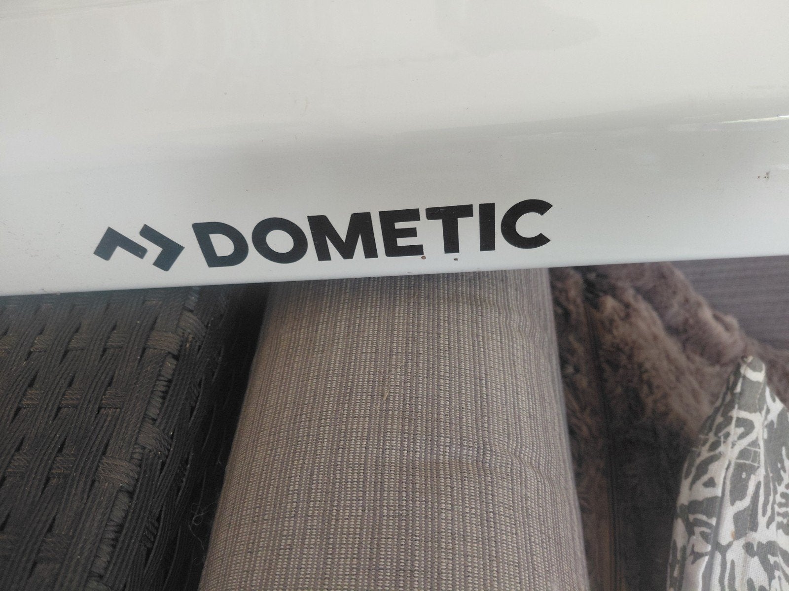 Prachtige luifel voor camper  of  bus merk dometic, Ophalen