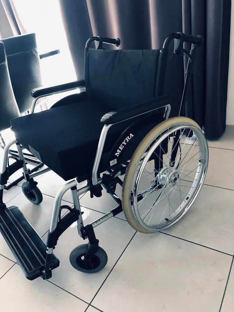 Moderne rolstoel, Verzenden, Inklapbaar, Zo goed als nieuw, Duwrolstoel