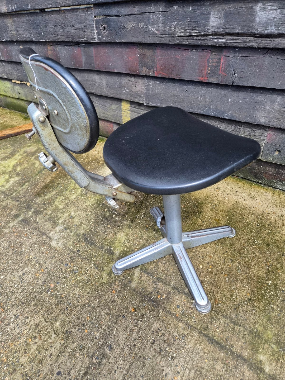 Vintage Industriële Verstelbare Werkstoel / Tekenstoel – Met, Huis en Inrichting, Krukjes, Ophalen