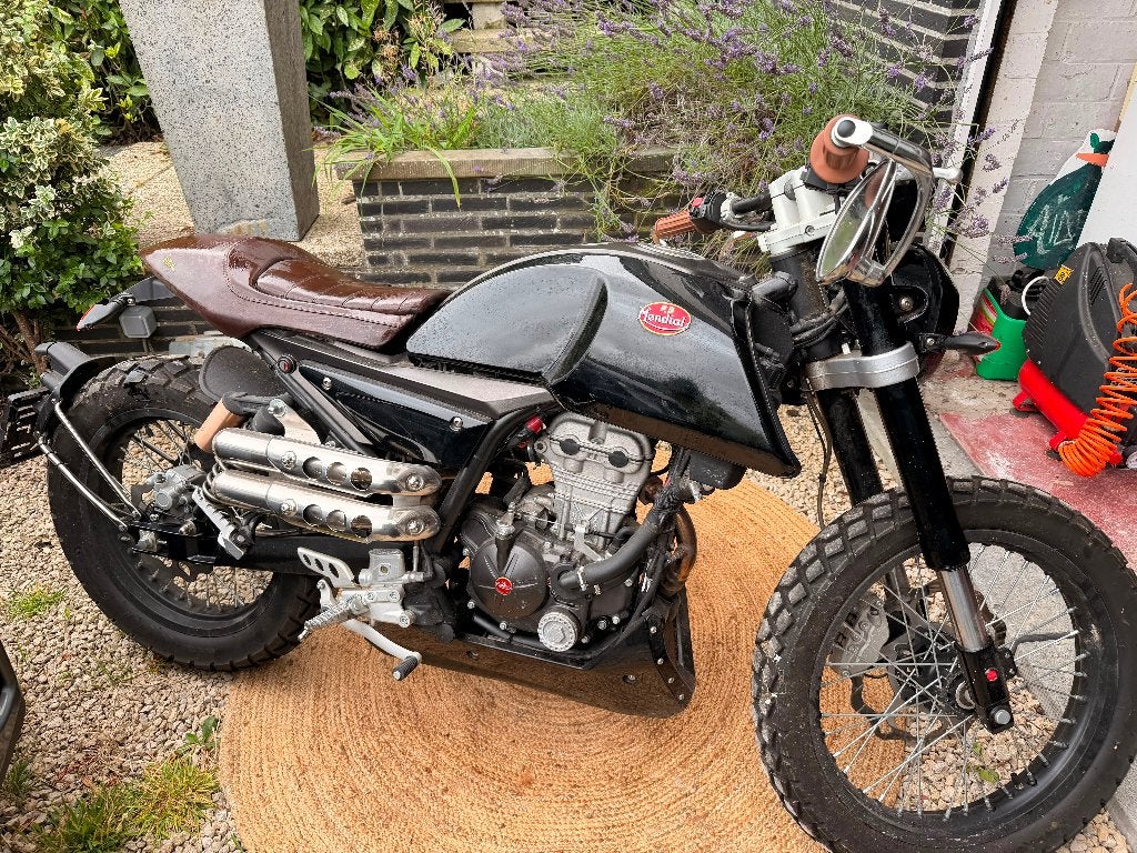 Motor FB Mondial HPS 125, Ophalen, Gelezen, Algemeen