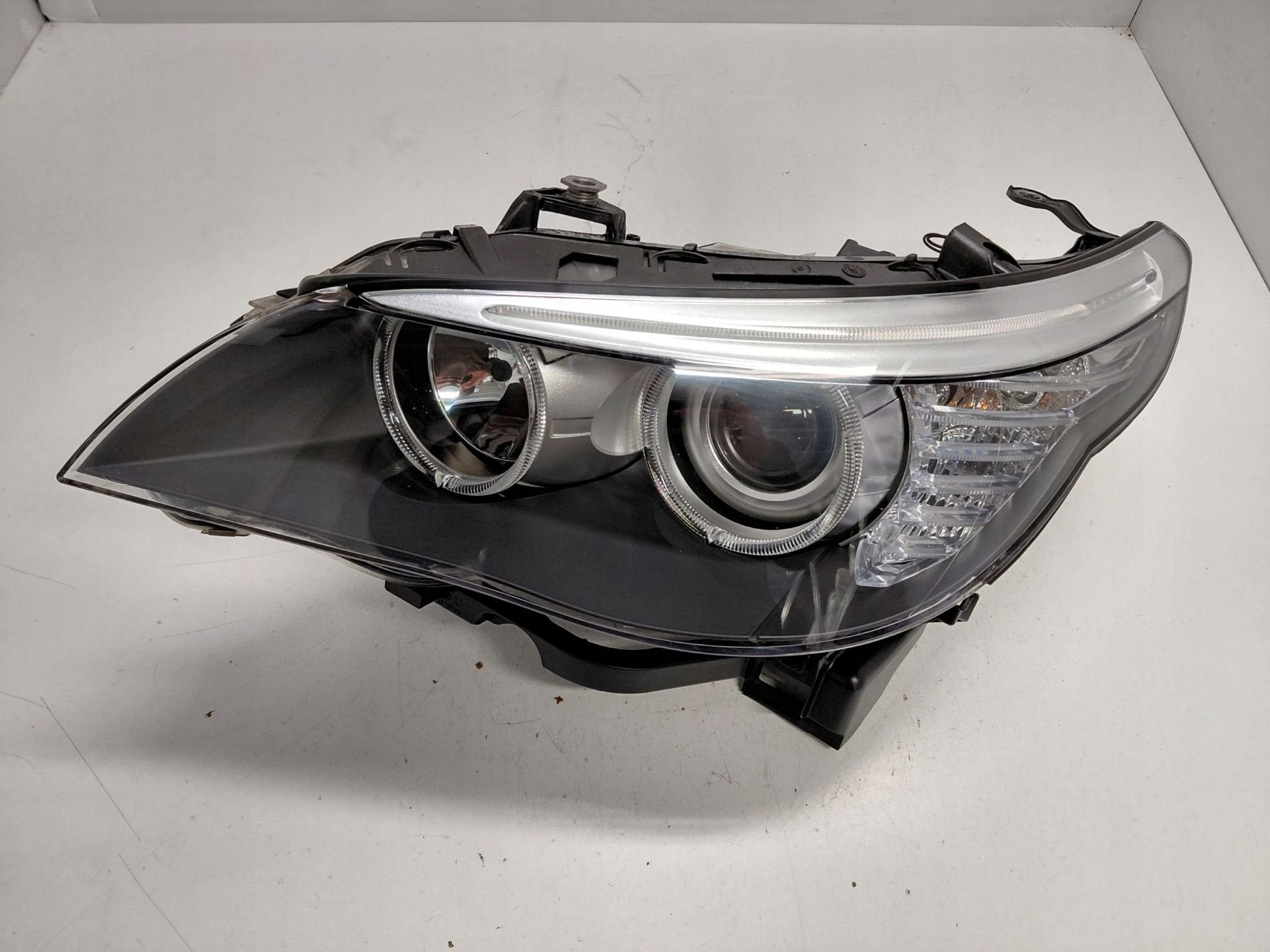 Phare gauche BMW E60 7177727, Petuelring 130
80788  Munich, DE, Info@bmw.de, Utilisé, BMW