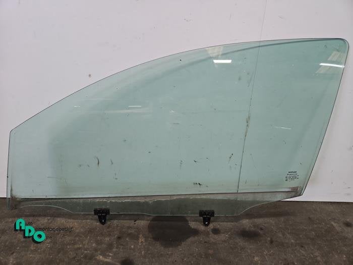 Vitre portière 4portes avant gauche d'un Nissan Qashqai (Qa, Autos : Pièces & Accessoires, Vitres & Accessoires, Nissan, Utilisé
