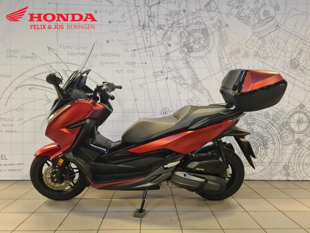 Honda NSS 125 Forza (bj 2019), Motoren, Scooter, Bedrijf, 125 cc, 11 kW of minder