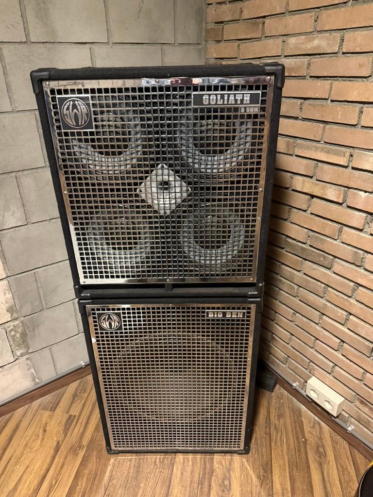 Swr bas box goliath en big ben 800watts, Muziek en Instrumenten, Versterkers | Bas en Gitaar, Ophalen, Zo goed als nieuw