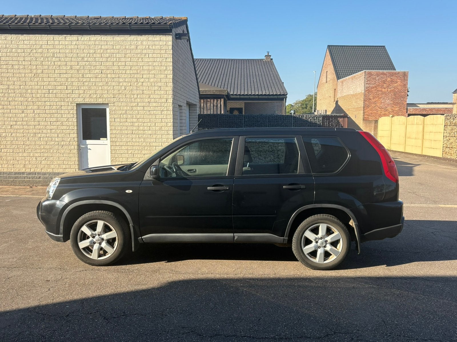 Nissan X-Trail 2.0 4x4 automatique — EXPORTATION, Autos, Achat, 110 kW, Entreprise, 5 portes