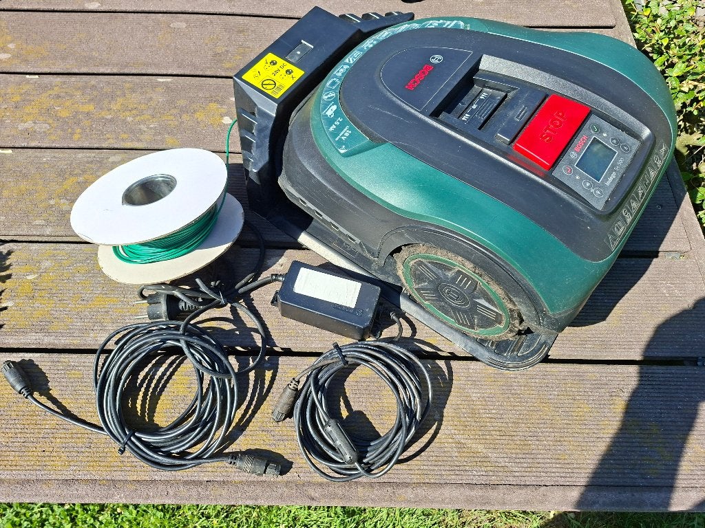 Robotmaaier Bosch Indego 500+, Jardin & Terrasse, Tondeuses robotisées, 20 à 25 cm, Bosch Indego, Enlèvement, Utilisé