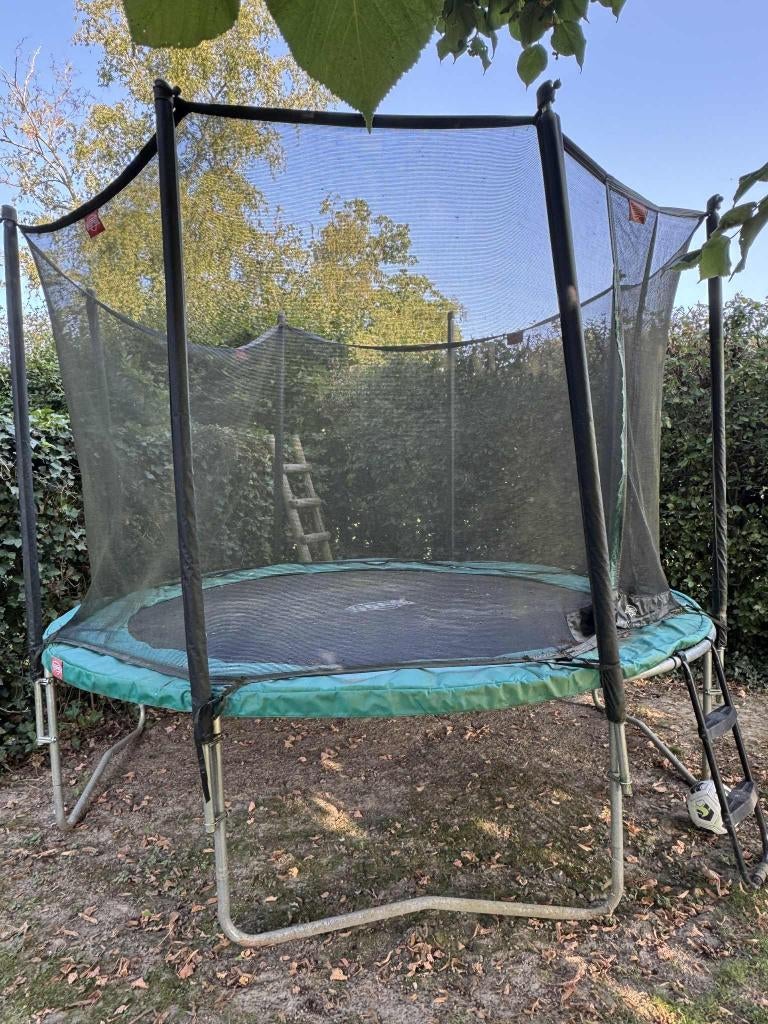 Trampoline Berg met Safety net en ladder, Enlèvement, Comme neuf