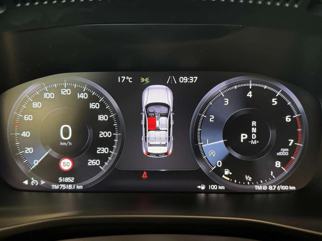 Volvo XC40 XC40 1.5 T2 Momentum Pro Automaat - leder - camer, Autos, Cuir, Argent ou Gris, Achat, Euro 6