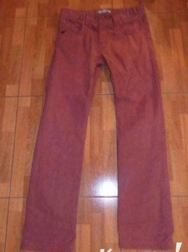 Brian en Nephew  bordeaux broek mt176 + 2 t-shirts, Ophalen of Verzenden, Zo goed als nieuw, Maat 176