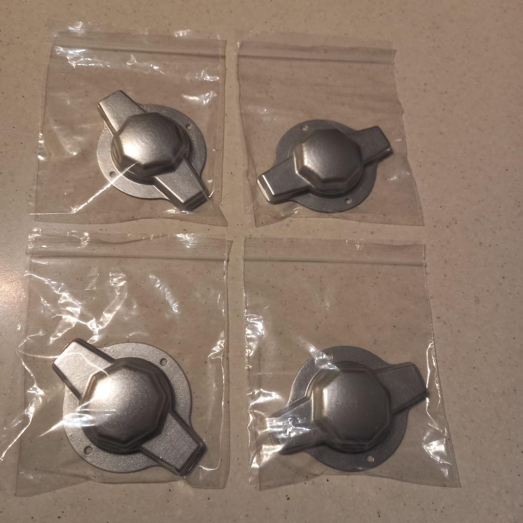Wieldoppen/wielmoeren/pedaalautocabochon, Antiek en Kunst, Antiek | Speelgoed, Verzenden
