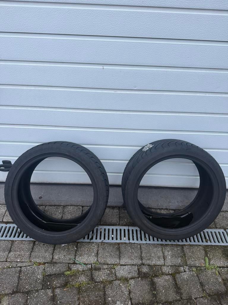 225 40 18, Ophalen, 18 inch, Band(en)