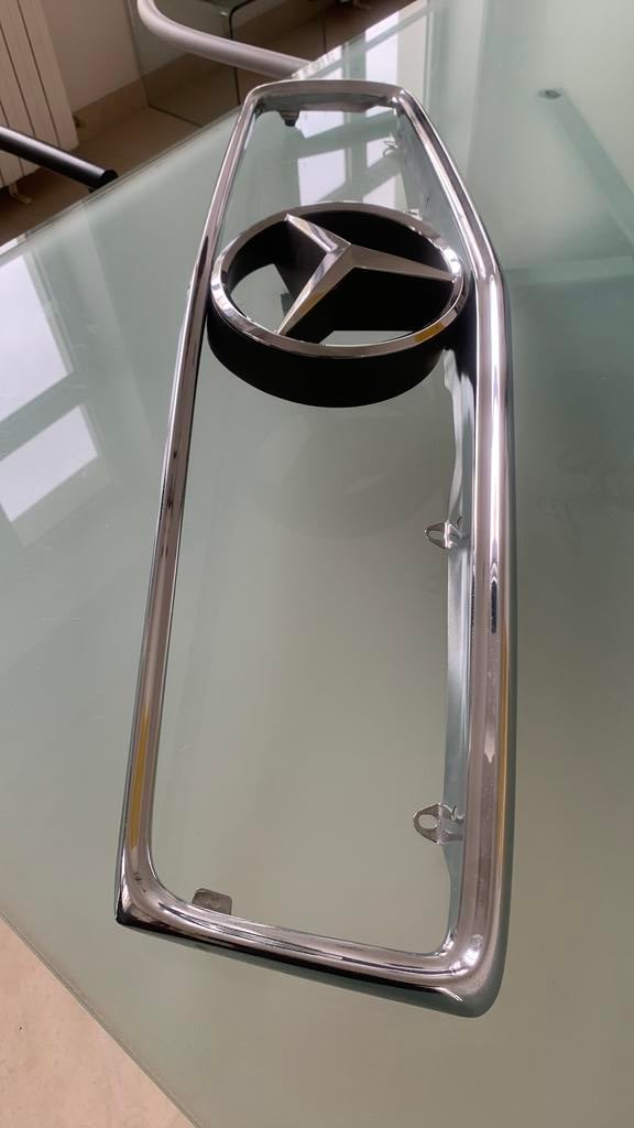 Grill mercedes met logo, Enlèvement, Neuf