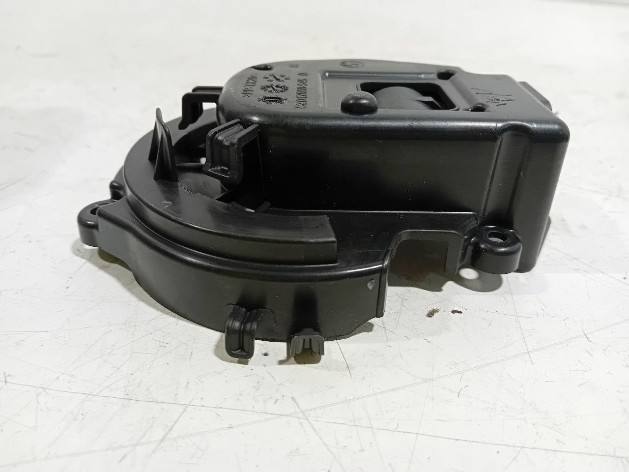 Kachelstelmotor BMW i3, Onderdelen@venauto.nl, Van der Ven Autorecycling B.V., Gebruikt, Ettenseweg 76, 4706 PB Roosendaal, The Netherlands