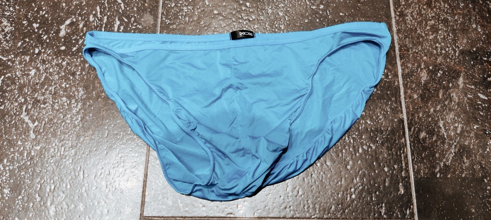 Slip Hom plumes xl, Vêtements | Hommes, Sous-vêtements, Enlèvement, Slip