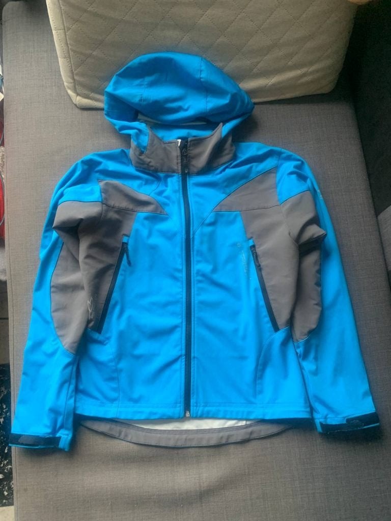 Een heldere, hoogwaardige windbreaker, Kleding | Dames, TRIMM, Ophalen of Verzenden, Zo goed als nieuw, Maat 38/40 (M)